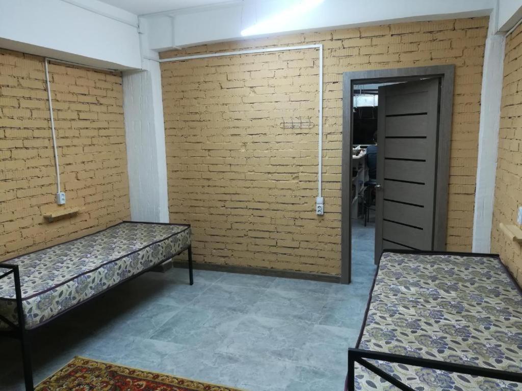 Фэмили Хостел Almaty Eksteriør bilde