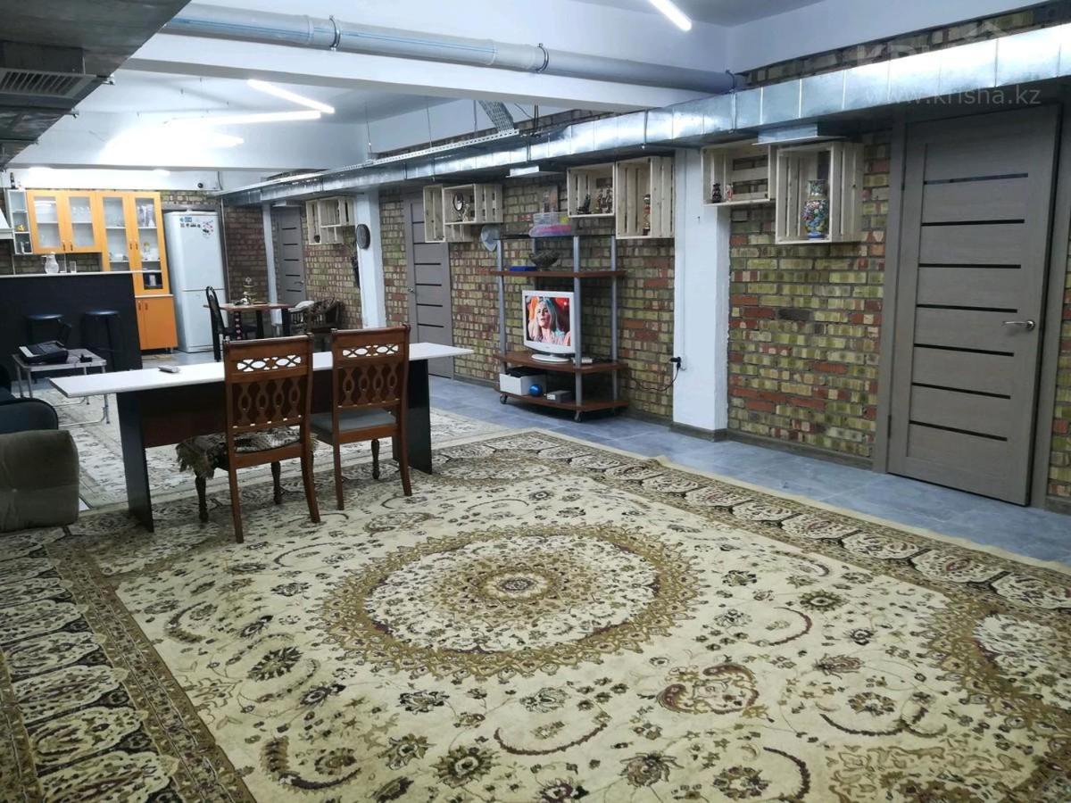 Фэмили Хостел Almaty Eksteriør bilde